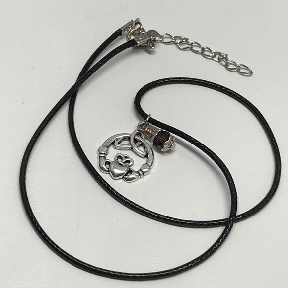 Triquetra Claddagh Charmed Trinity Knot Purple - Picture 5 of 8